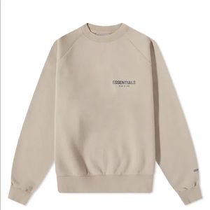 ESSENTIAL SWEATSHIRT